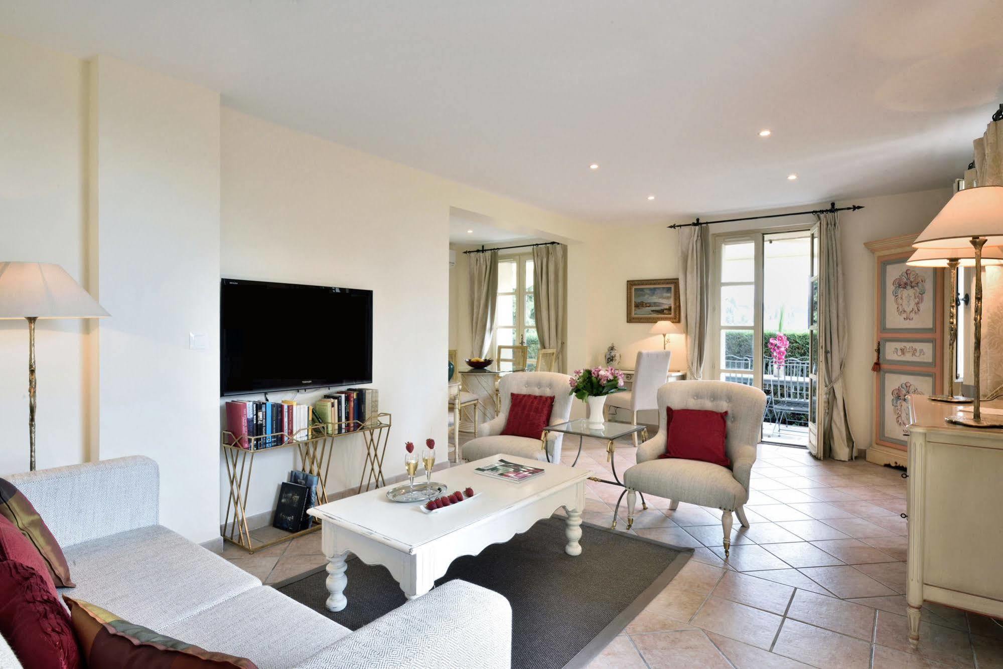 Hotel La Grande Bastide Saint-Paul-de-Vence Buitenkant foto